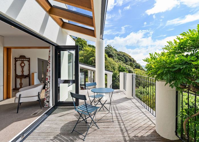  at 52 Walter Road, Lowry Bay, Eastbourne, Lower Hutt, Wellington