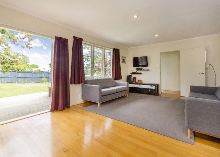  at 47 Salisbury Road, Birkdale, Auckland