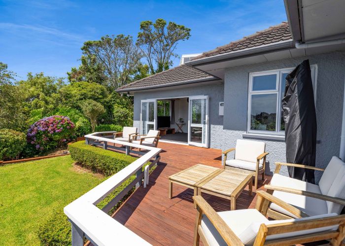  at 29 Queens Road, Glen Avon, New Plymouth, Taranaki