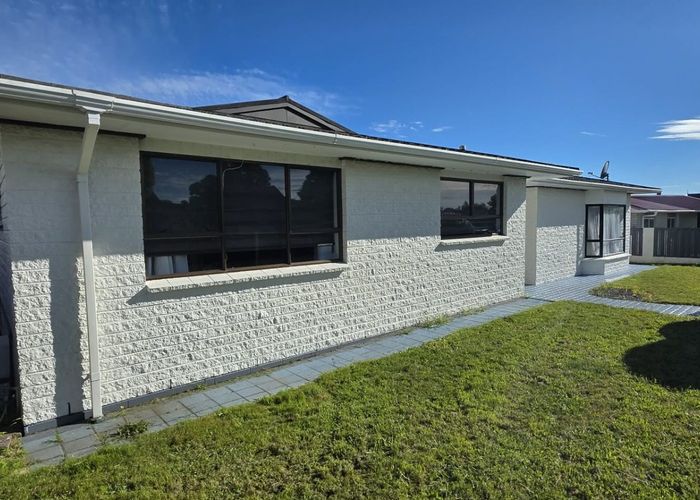  at 7 Poplar Grove, Whalers Gate, New Plymouth, Taranaki