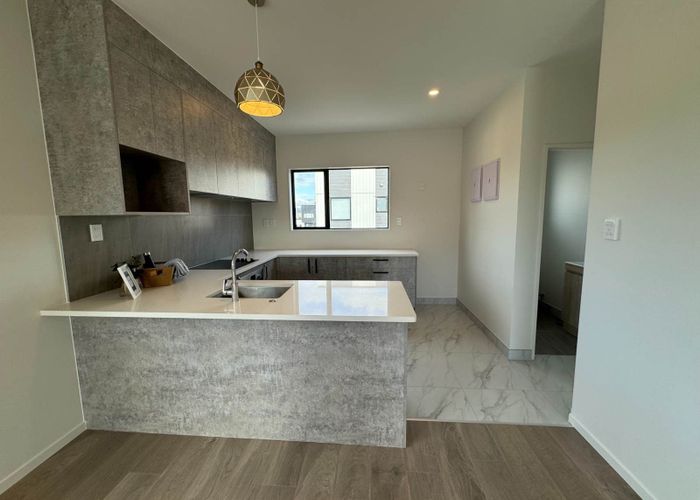  at 1 Fantail Place, Avondale, Auckland