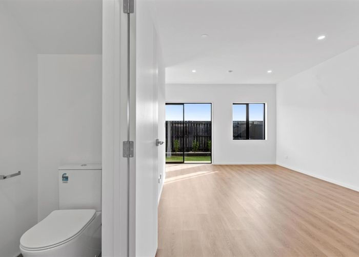  at 47 Whare Kauri Road, Takanini, Papakura, Auckland