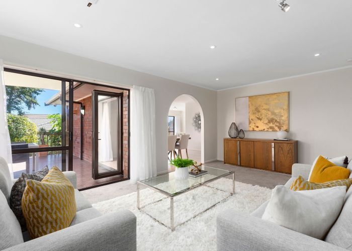  at 10 Eastridge Court, Northpark, Manukau City, Auckland