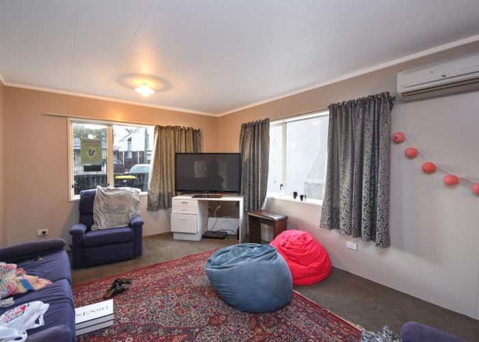  at 647 Castle Street, North Dunedin, Dunedin