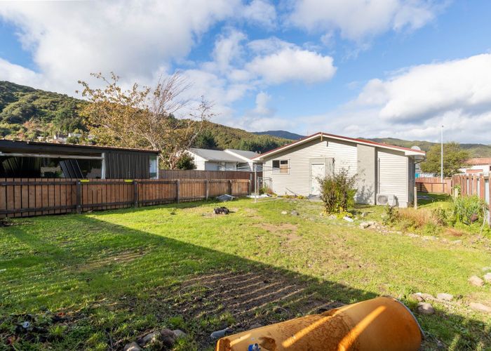  at 8 Orewa Grove, Wainuiomata, Lower Hutt, Wellington