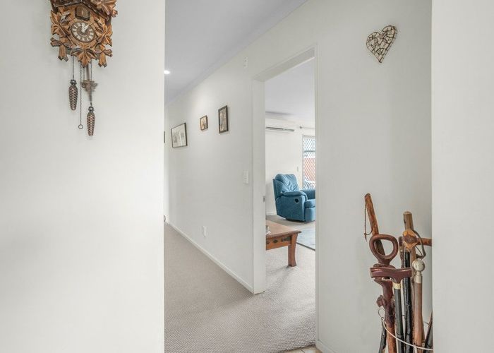  at 4 Woodland Grove, Wainuiomata, Lower Hutt