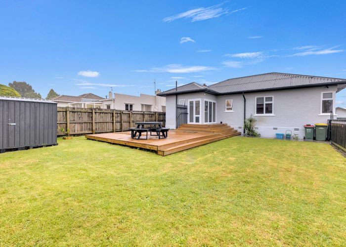  at 391 Carrington Street, Vogeltown, New Plymouth, Taranaki