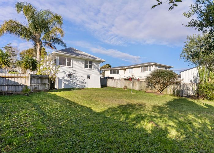  at 59 Bond Crescent, Forrest Hill, North Shore City, Auckland