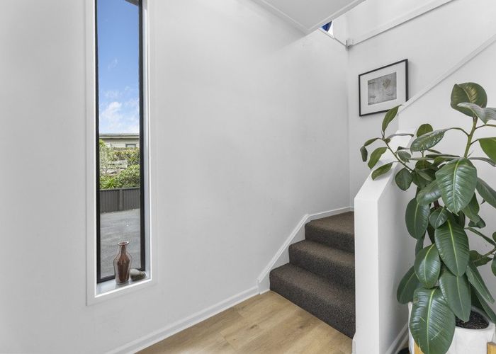  at 8 Clariton Avenue, Green Island, Dunedin, Otago