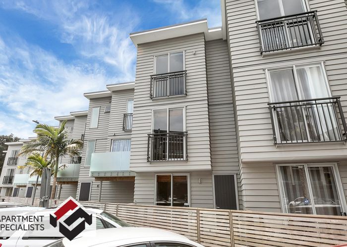  at 32 Edwin Street, Mount Eden, Auckland City, Auckland