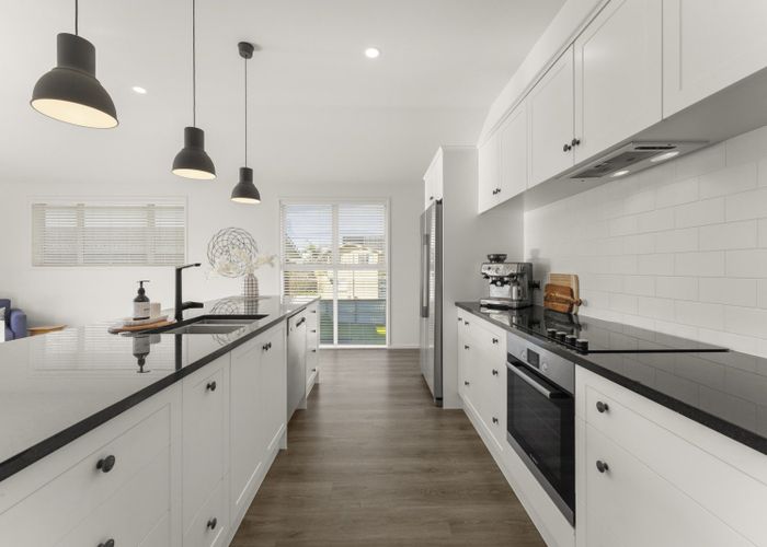  at 379B Oceanbeach Road, Mount Maunganui, Tauranga, Bay Of Plenty