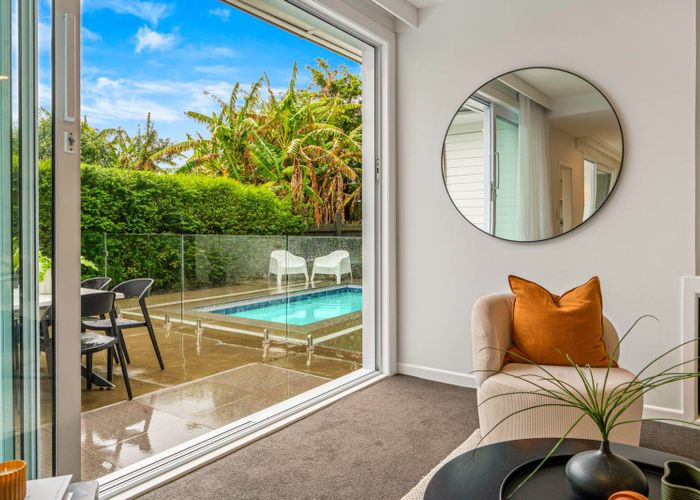  at 216 Onewa Road, Birkenhead, North Shore City, Auckland