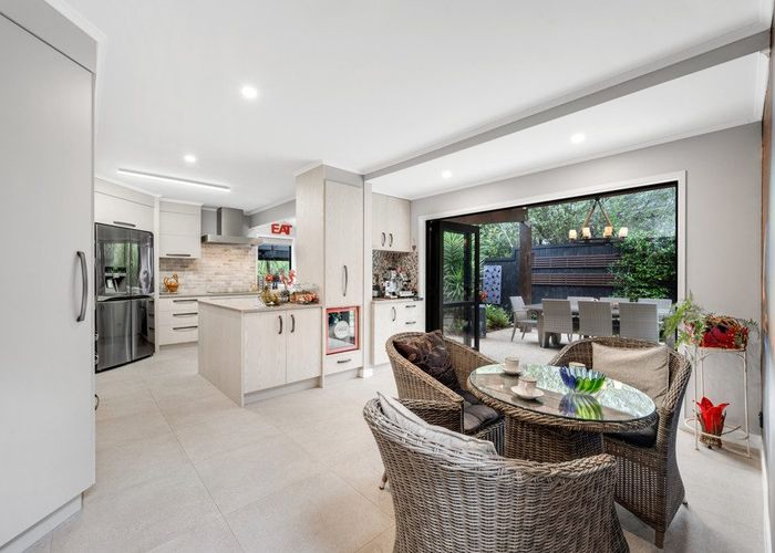  at 80A Beach Road, Mellons Bay, Manukau City, Auckland