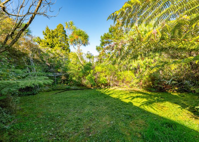  at 1088 Scenic Drive, Swanson, Waitakere City, Auckland