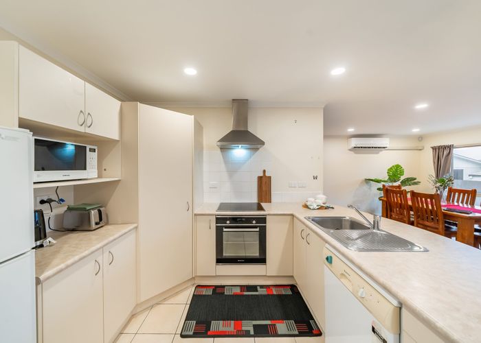  at 8 Concord Street, Wainuiomata, Lower Hutt
