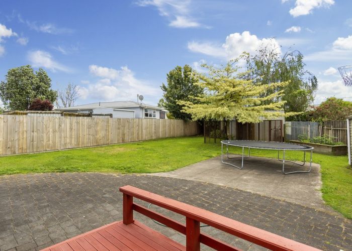  at 19 Sunset Drive, Te Puke