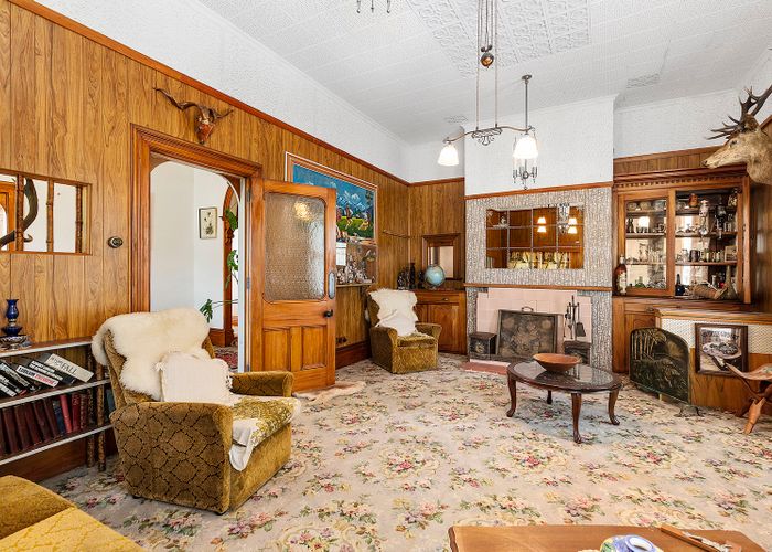  at 129 Clyde Street, Island Bay, Wellington