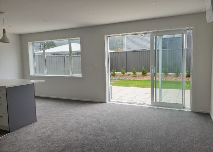  at 8 Torea Place, Kenepuru, Porirua, Wellington
