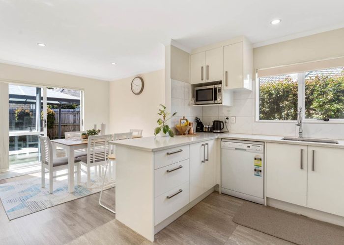  at 116B Great South Road, Manurewa, Auckland