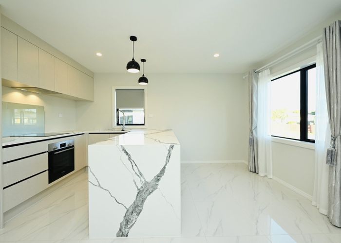  at 2 Blampied Road, Otara, Auckland
