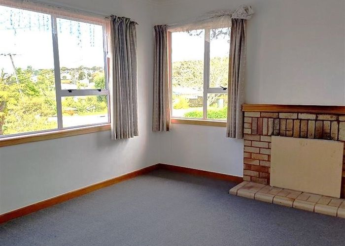  at 20 Roland Hill, Glen Eden, Auckland
