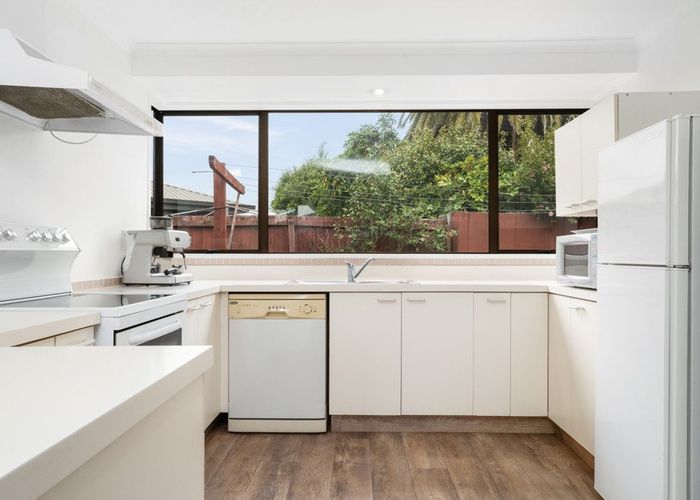  at 2/30 Townshend Crescent, Halswell, Christchurch