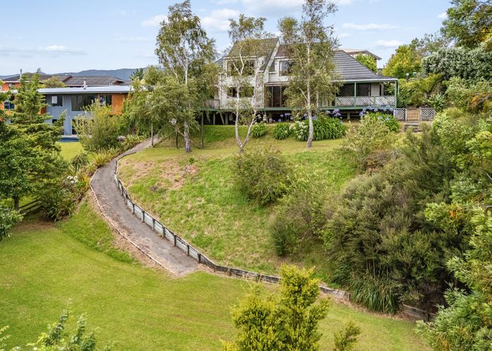  at 10 Plantagenet Grove, Kingsley Heights, Upper Hutt, Wellington