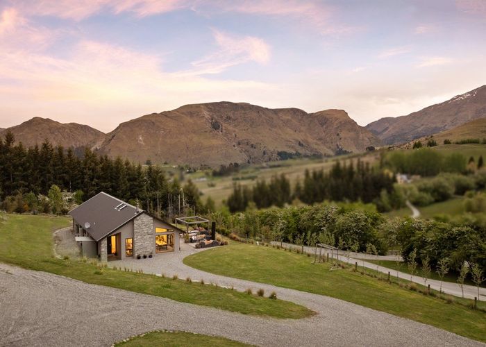  at 86 Mountain View Road, Dalefield, Queenstown