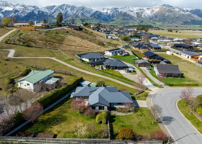  at 39 Hewson Crescent, Wanaka