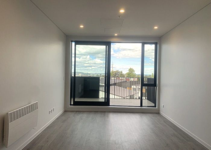  at 207/4 Rauroa Lane, Hobsonville, Waitakere City, Auckland