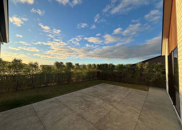  at 3 Yorkshire Close, Whitby, Porirua