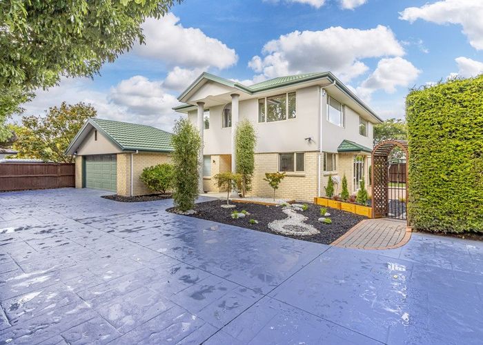  at 17 Jasper Place, Northwood, Christchurch