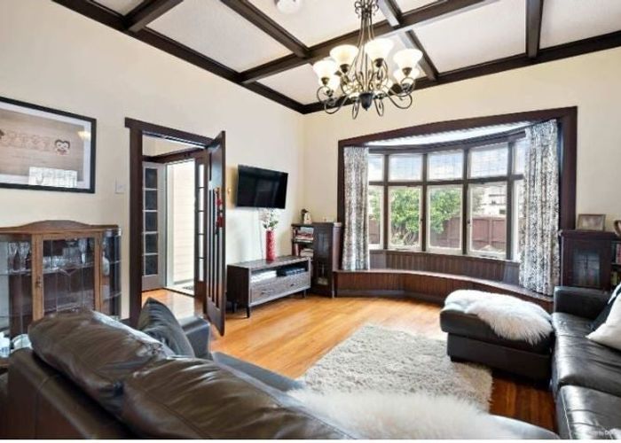 at 7 Woodbine Avenue, Greenlane, Auckland