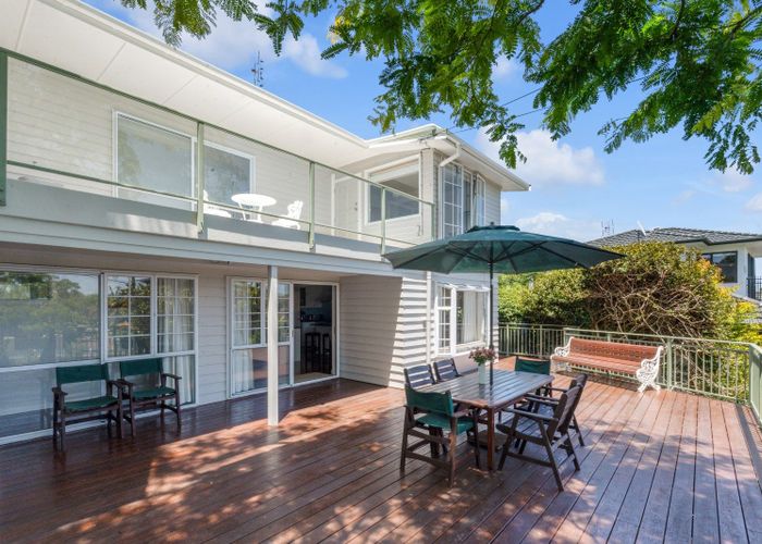  at 4 Liston Crescent, Howick, Manukau City, Auckland