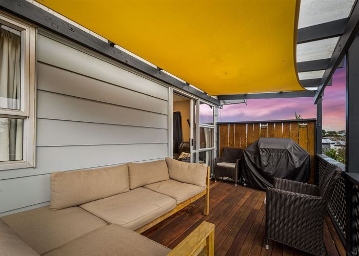  at 49 Redwood Drive, Massey, Auckland