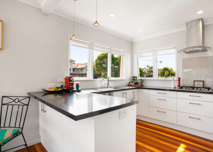  at 1/24 Inverness Road, Browns Bay, North Shore City, Auckland