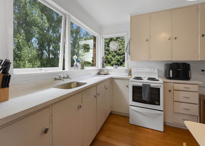  at 4/1058 Great North Road, Point Chevalier, Auckland City, Auckland