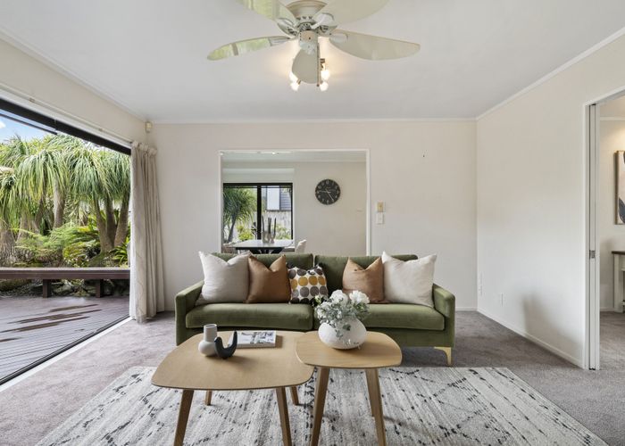  at 9 Gaylord Place, Conifer Grove, Papakura, Auckland