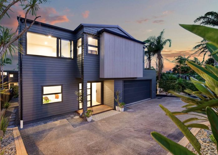  at 31 Churchill Road, Murrays Bay, North Shore City, Auckland