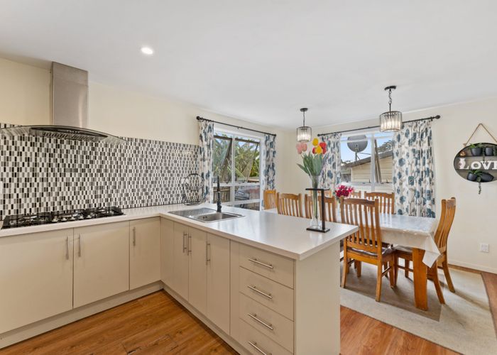  at 48 Chelburn Crescent, Mangere East, Auckland