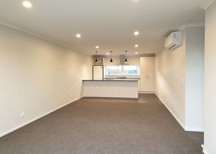  at 16 Bluff Road, Kenepuru, Porirua, Wellington