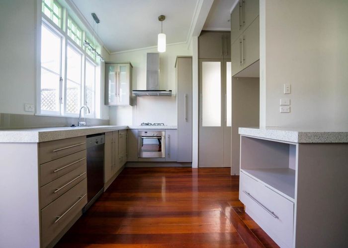  at 37 Rocklands Avenue, Mount Eden, Auckland City, Auckland