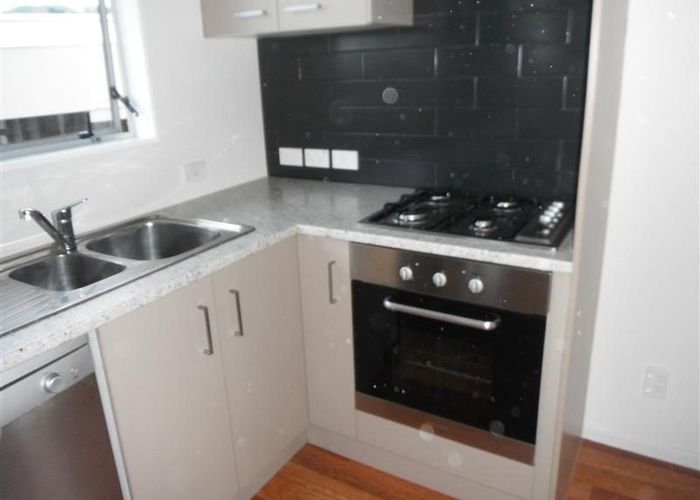  at 2/6 Cluny Road, Plimmerton, Porirua