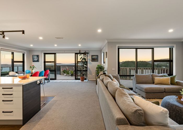  at 2 Cessna Way, Newlands, Wellington, Wellington