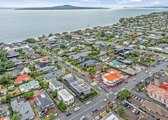  at 402 - 408 Lake Road, Takapuna, North Shore City, Auckland
