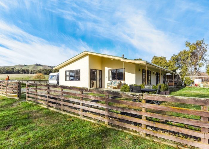  at 11 Thorn Road, Dovedale, Wakefield