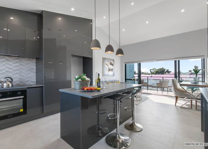  at 4/7 Caspar Road, Papatoetoe, Manukau City, Auckland