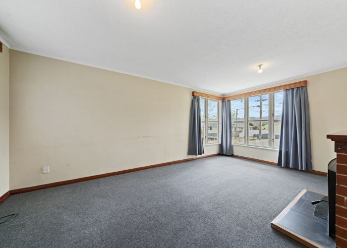  at 1/98 Strand Crescent, Naenae, Lower Hutt