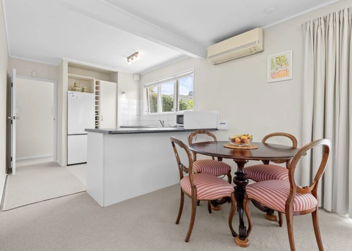  at 70 Sprott Road, Kohimarama, Auckland