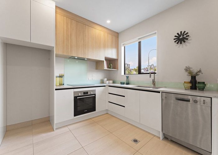 at 13 Kaimai Avenue, Massey, Auckland